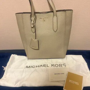 MICHAEL KORS 그레이 숄더백