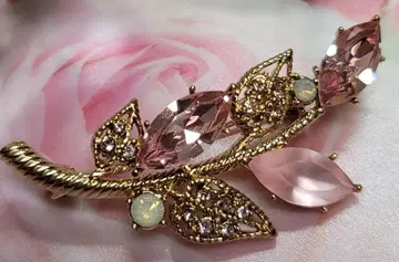 반돔 부티크 브로치 핑크 잎