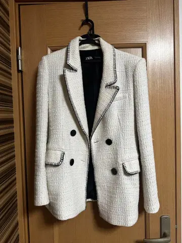 ZARA 트위드 테일러드 자켓 화이트