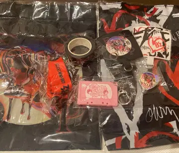 B'z 가챠가챠 8점 세트