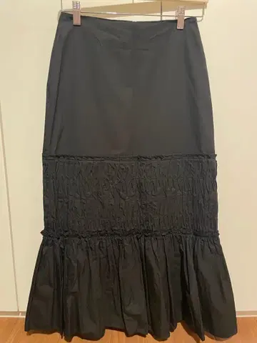 LEE MATHEWS 리 마슈 블랙 롱 타이트 스커트