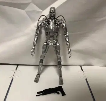 터미네이터 T-800 피규어