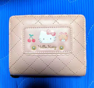 헬로키티 접이식 지갑