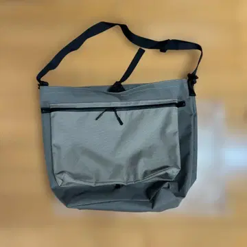 BROWNBAG work shoulder 베이지