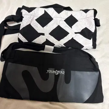 SixTONES YOUNG OLD Rough'xxxxxx' 투어백