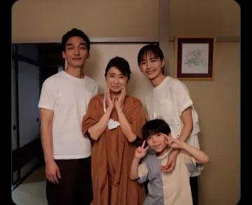 AULA AILA 데님 콤비네이션 티셔츠