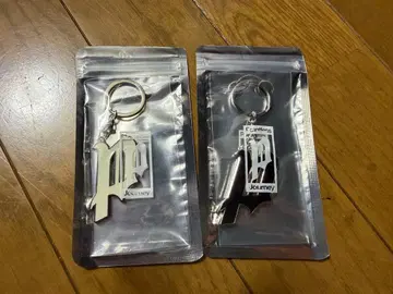 pointless Journey 로고형 키링 2개 세트