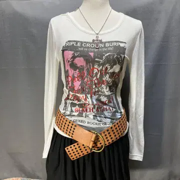 헤이세이 갸루 y2k 그런지 영문 프린트 피치 T 펑크 록