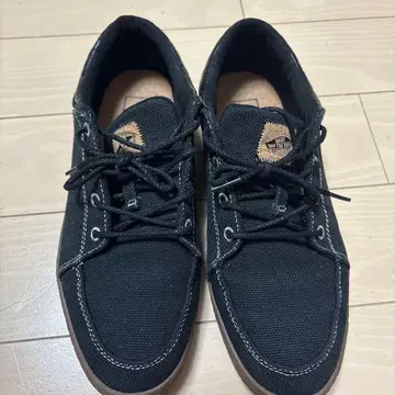 VANS 블랙 로우컷 스니커즈