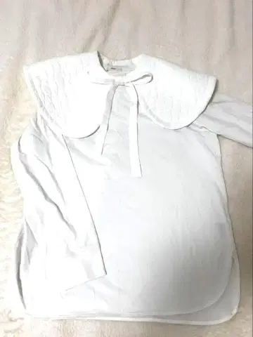 새상품급 yori 요리 화이트 긴팔 셔츠 퀼팅 옷깃