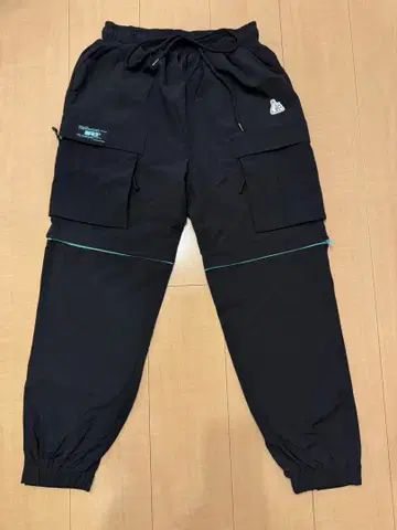 FR2 2way 블랙 카고 팬츠 오키나와 한정판