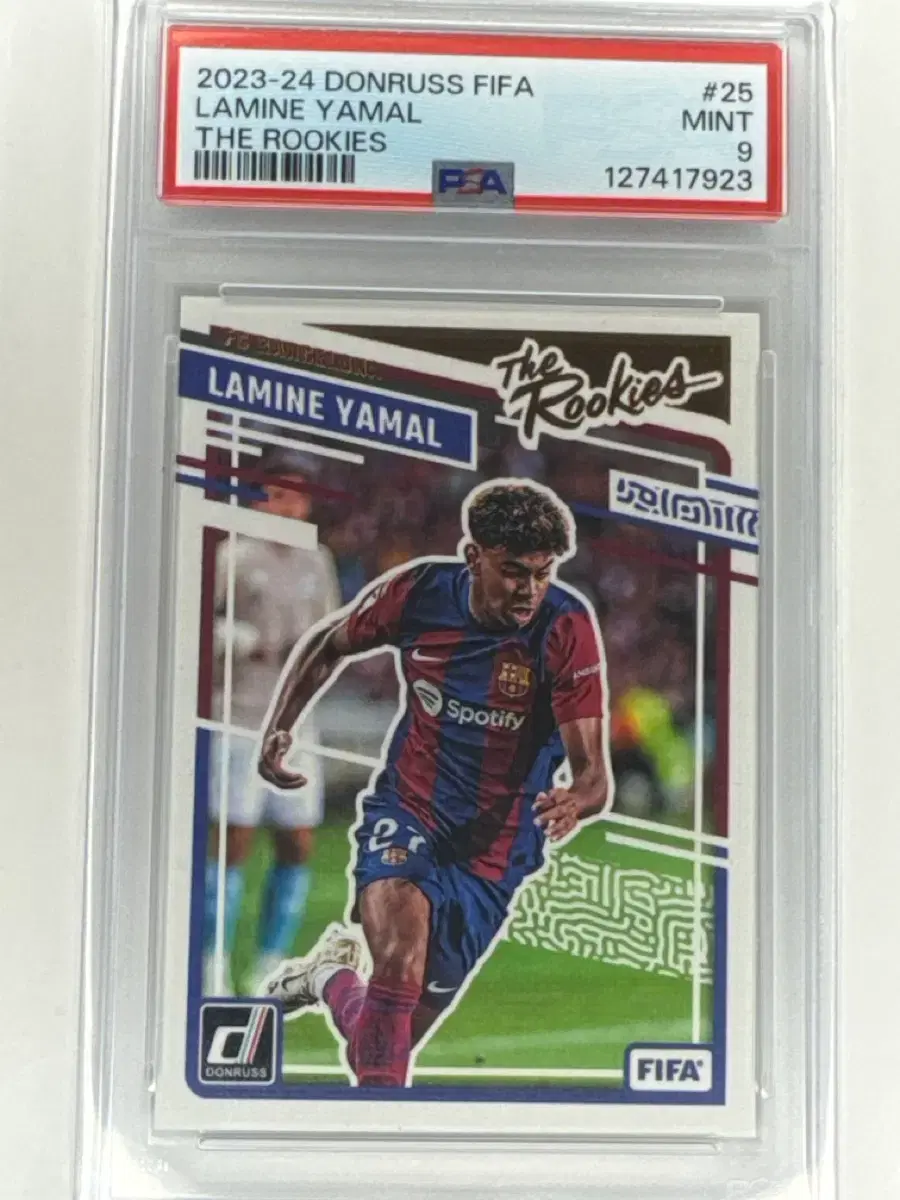 23-24 Donruss 라민 야말 PSA9 루키 카드