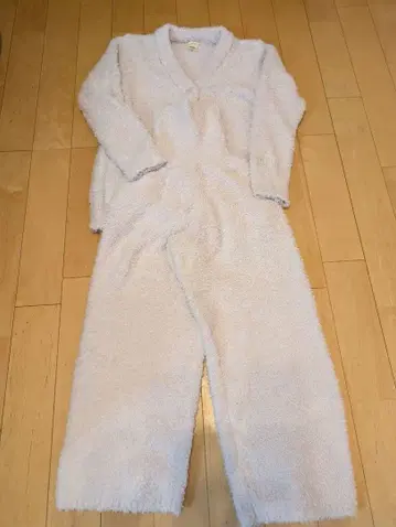 젤라또피케 상하의 세트 미사용