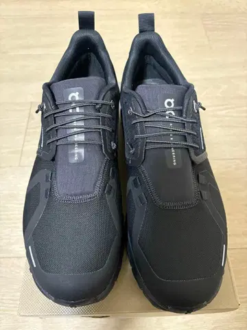 Cloud 6 Waterproof 25.5cm