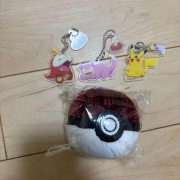 코메다 포켓몬 콜라보 몬스터볼 봉제 인형과 키링 세트