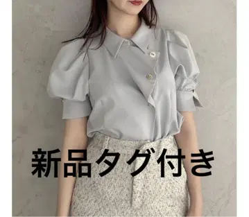 멀티 버튼 디자인 블라우스