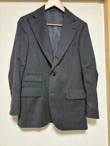 가브리엘레 파지니 사이즈 44 피크드 라펠 버즈 아이 차콜 그레이