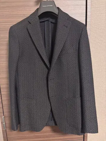 딸리아또레 자카드 직조 (브라운, 네이비) 2버튼 자켓