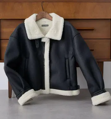 2WAY 숏 B-3 무스탕 자켓