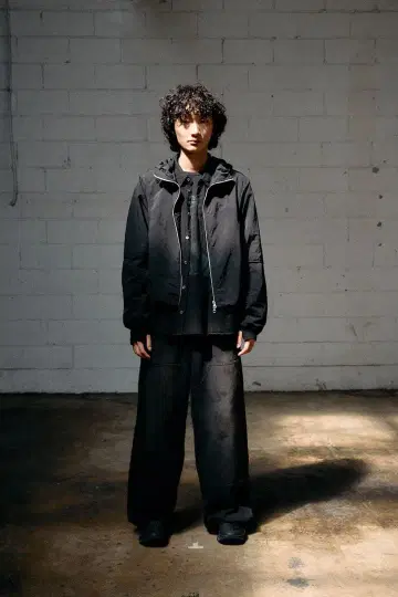 HATCHINGROOM 크롭 윈드브레이커 그레이