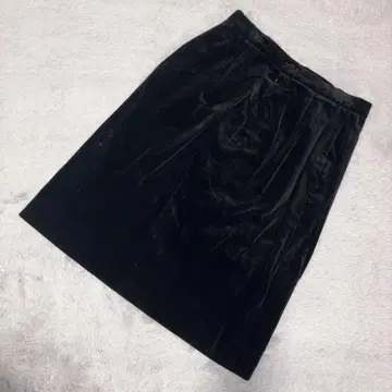 [ MOSCHINO ] 모스키노(42) 타이트 미디 스커트 블랙 벨로아