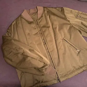 Y-3 MA-1 자켓 올리브색