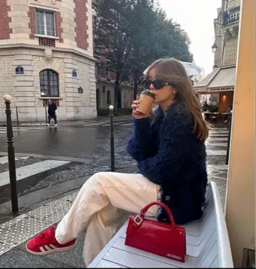 택 포함 새상품 THE TOE 피갈레 샤기 가디건 다크 블루