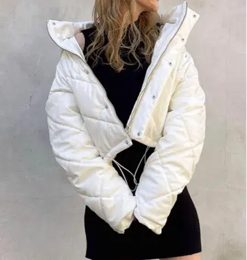 Spiralgirl 가죽 같은 퀼팅 충전솜 숏 자켓