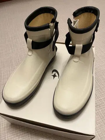 [ 새상품 미사용 ] moonSTAR(문스타) 810s 장화