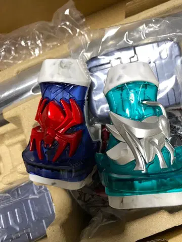 가면라이더 리바이스 DX 데몬즈 드라이버 메뚜기 바이 스탬프