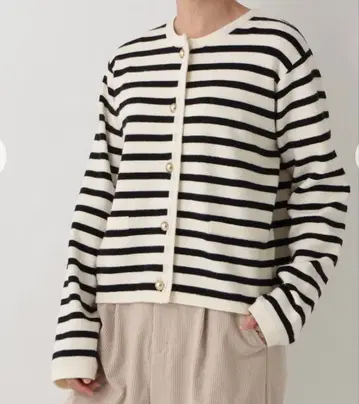 새상품급 afternoontea wardrobe 애프터눈 티 가디건