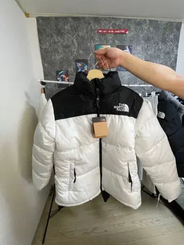 THE NOT FACE 다운 자켓 화이트 블랙 REP1:1