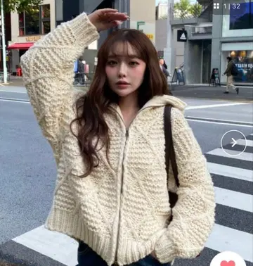 레이 카신 패턴 니트 블루종