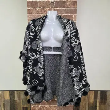 니트 코트 블랙 x 그레이 판초 가운 가디건 겉옷 폼폼