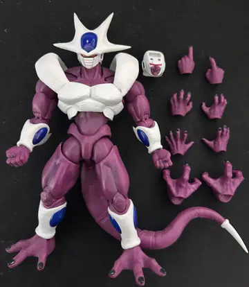 드래곤볼 쿠우라 피규어 아츠