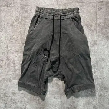 The Viridi-anne 사루엘 하프 팬츠 밑단 가죽 스미 블랙 1