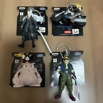 파이널 판타지 7 피규어 키링 4종 세트