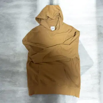 정가 반값 이하 GAP 후드티