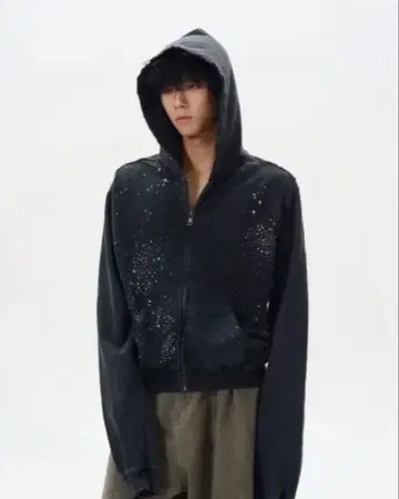 글리터 플래닛 스우시 집 후디 긱 스타일