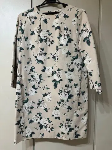 IENA 숏 기장 꽃무늬 원피스