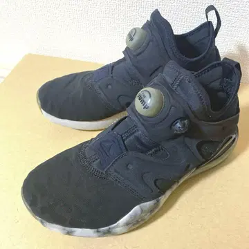 컨디션 최상 Reebok 펌프 퓨리 슬립온 블랙 23.0cm