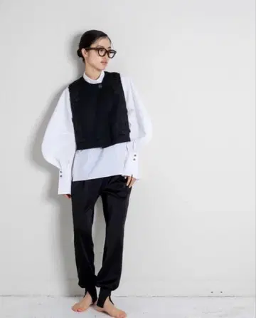 iore 벨 팬츠 bell pants 36 이오레 재판매 없음