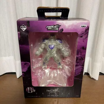 드래곤볼 프리저 피규어