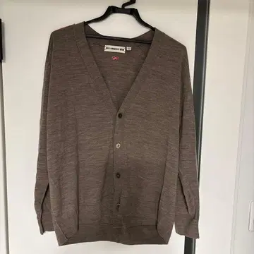 ANYA HINDMARCH 브라운 V넥 가디건 XL