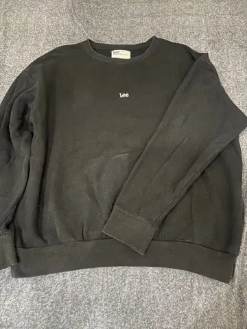 Lee 블랙 크루넥 맨투맨