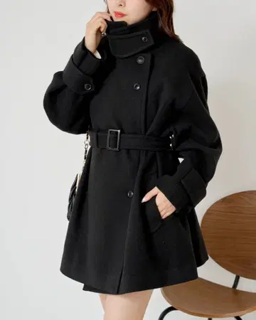 [ Chico ] 스탠드 카라 미들 기장 오버코트 블랙