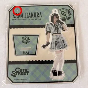CUTIE STREET 이타쿠라 카나 아크릴 스탠드