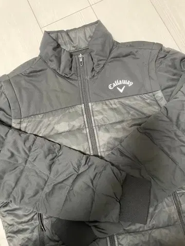 캘러웨이 그레이 얇은 소재 다운 자켓 베스트