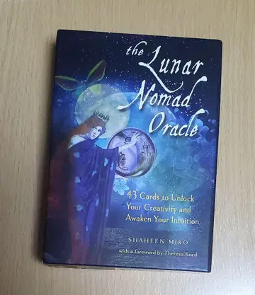 The Lunar Nomad Oracle 오라클 카드