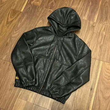 ZARA 가죽 자켓 M